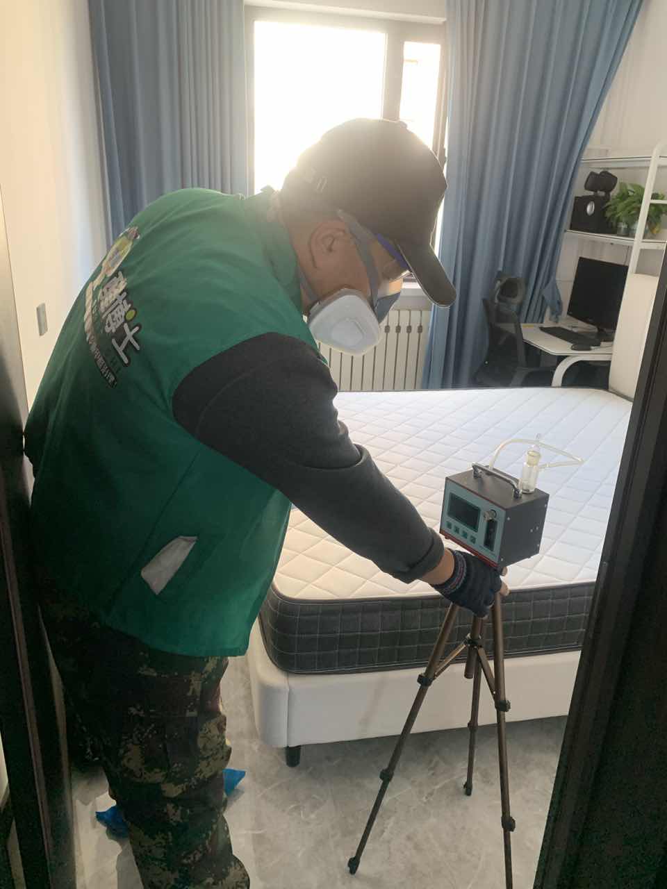 宁南醛博士百和国际小区测甲醛 甲醛检测现场